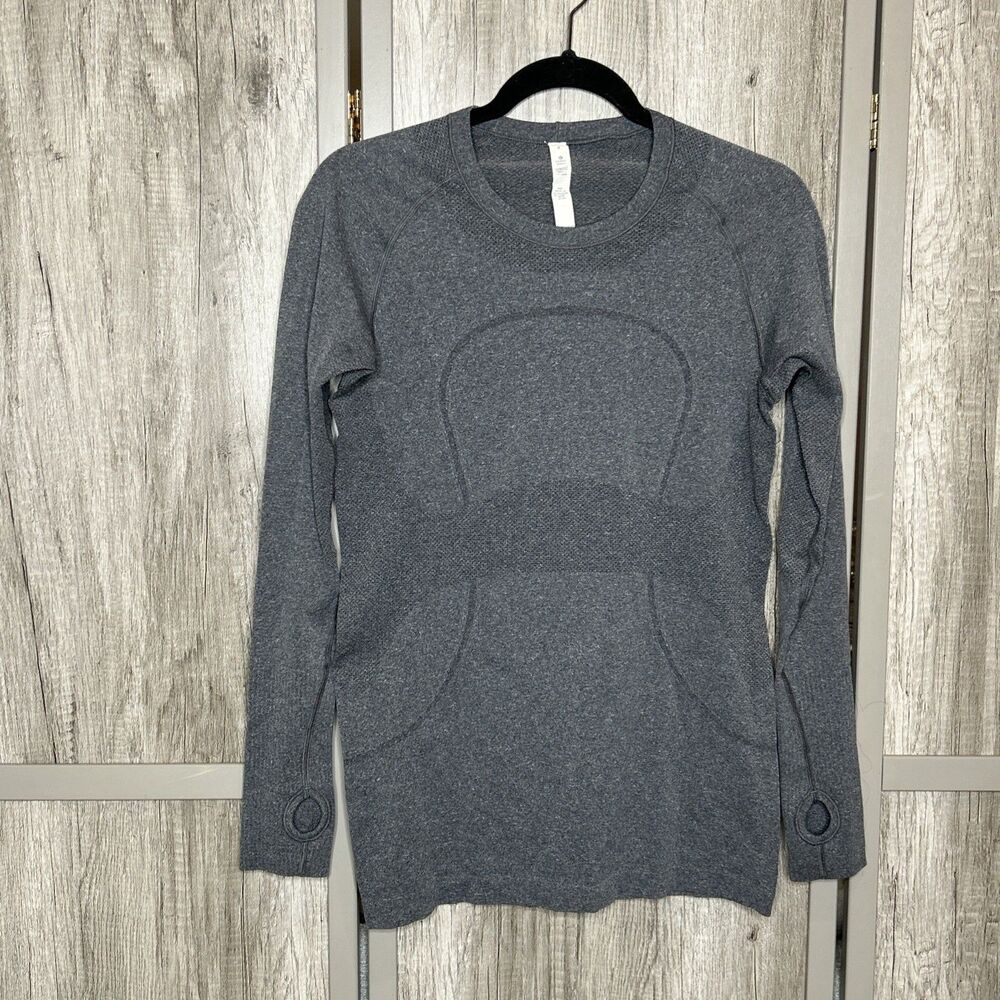 Lululemon Swiftly Tech Top Size 8 Long Sleeves Gray Color